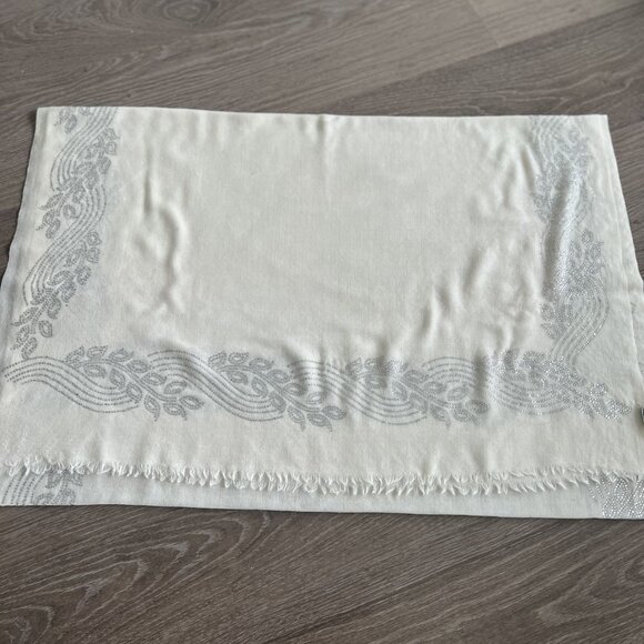 White Pashmina | Pure Cashmere | lightweight scarf | Formal elegant wear wrap - Picture 5 of 11